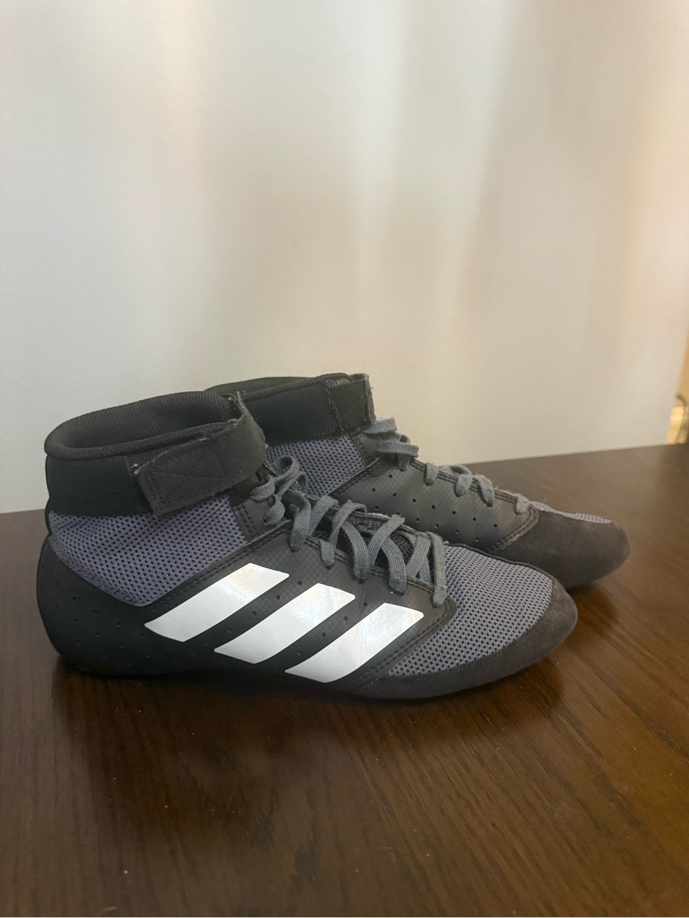 Adidas Mat Hog 2.0 Wrestling Shoes Mens Size 6.5
